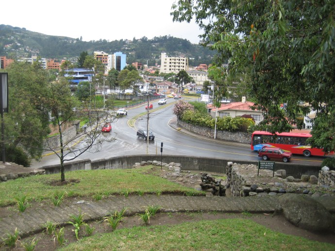 A small Inca or Canaris ruin, on the cliff side.  We are atop, in the old city looking toward the new part of Cuenca.  Yes, it is raining